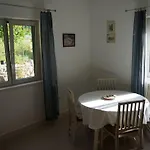 Apartment Stiniva *