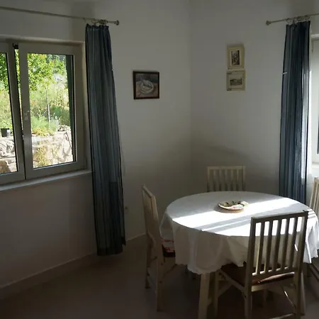 Apartment Stiniva *
