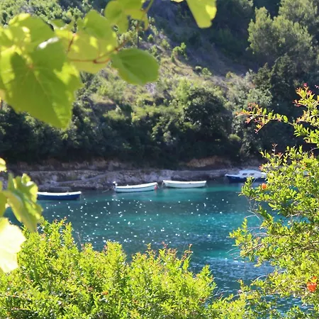 Stiniva Apartman