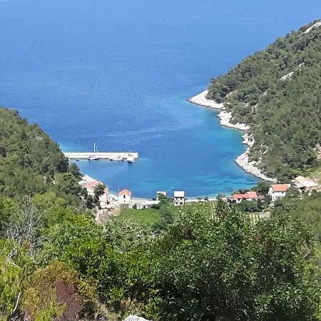 Stiniva Daire